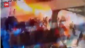 VIDEO: Detik-detik Serangan Bom Bunuh Diri di Stasiun Kereta Pakistan