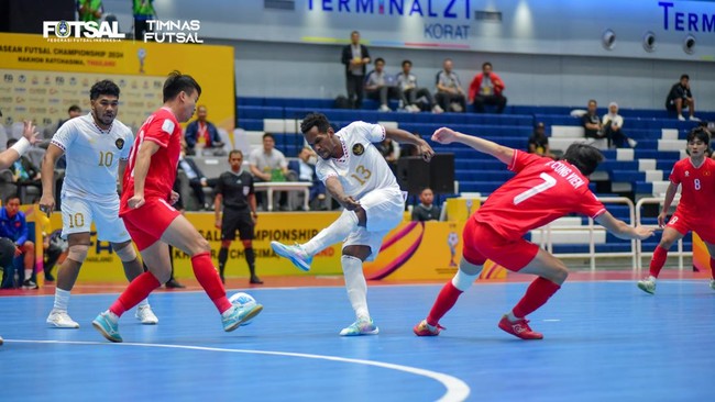 Menpora Dito Ariotedjo berharap Timnas Futsal Indonesia bisa menyumbang medali emas SEA Games 2025 dan Asian Games 2026 usai juara Piala AFF 2024.