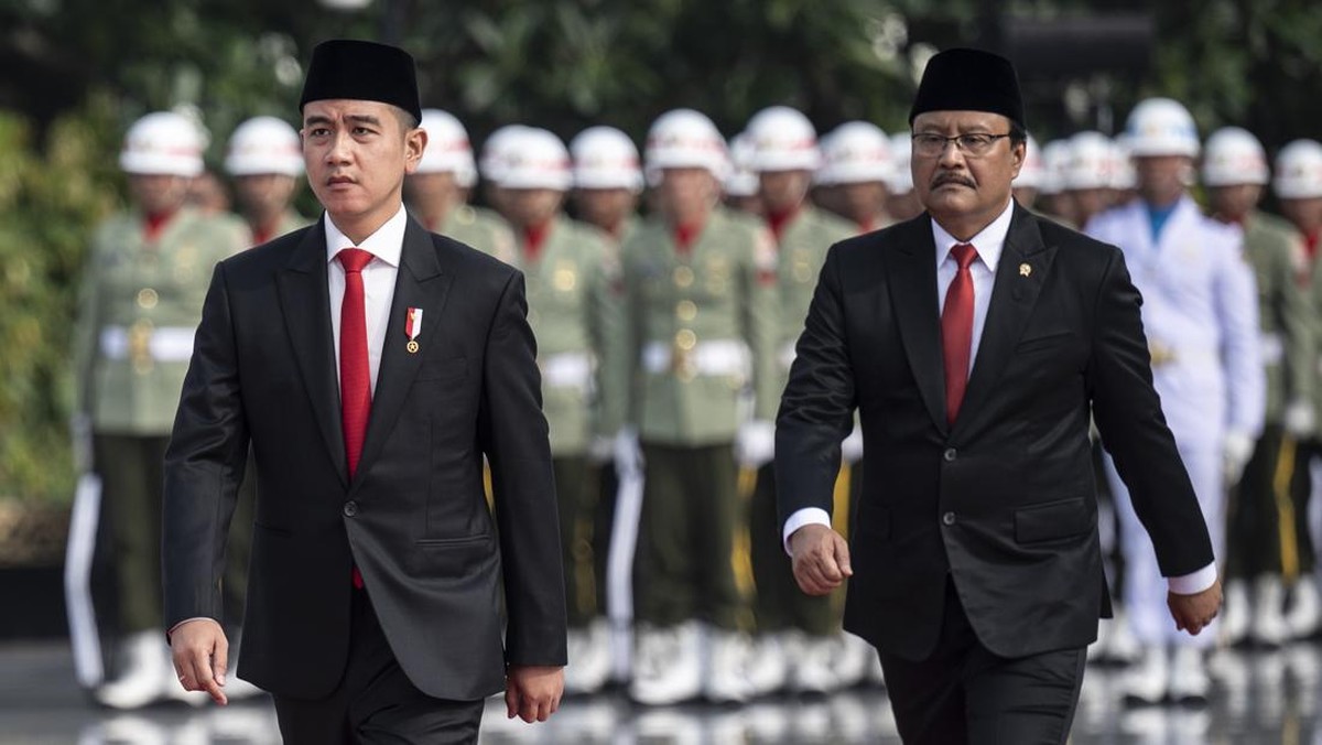 FOTO: Wapres Gibran Pimpin Upacara Ziarah Nasional Hari Pahlawan