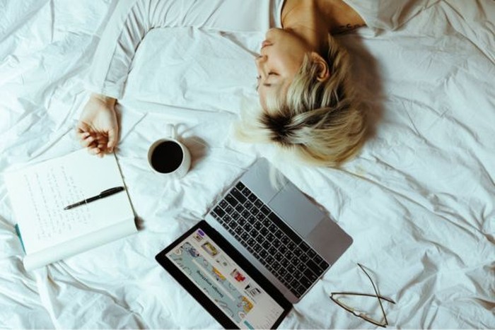 Ilustrasi tidur larut /Foto: Pexels/Ketut Subiyanto