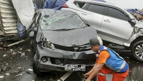 Ibu dan Balita Jadi Korban Kecelakaan Beruntun Tol Cipularang