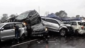 Kecelakaan Truk Cipularang Disebut Tabrakan Karambol, Apa Maksudnya?