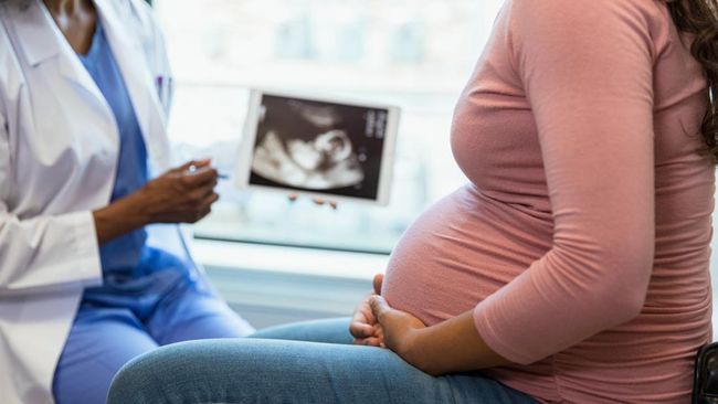 Posisi Janin Melintang: Ciri, Penyebab, Posisi Tidur, dan Tips agar Kembali Normal