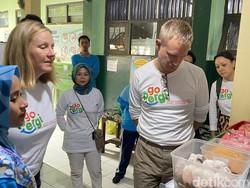Ahli Gizi UNICEF Cek Bekal Siswa SDN Pekunden Semarang, Ini Misinya
