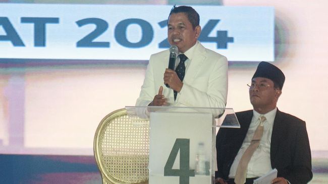 Adu Sengit Syaikhu dan Dedi Mulyadi di Debat Pilgub Jabar 2024