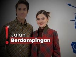 Jaga Keselamatan Pacar, El Rumi dengan Cepat Pegangin 'Ekor' Syifa