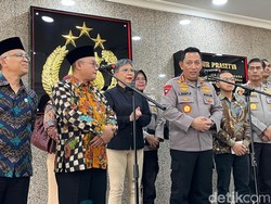 Kapolri Janji Kedepankan Mediasi untuk Kasus yang Libatkan Guru-Murid