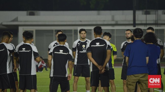 Kevin Diks membagikan momen dirinya saat melakoni latihan perdana bersama Timnas Indonesia jelang melawan Jepang di babak ketiga Kualifikasi Piala Dunia 2026.