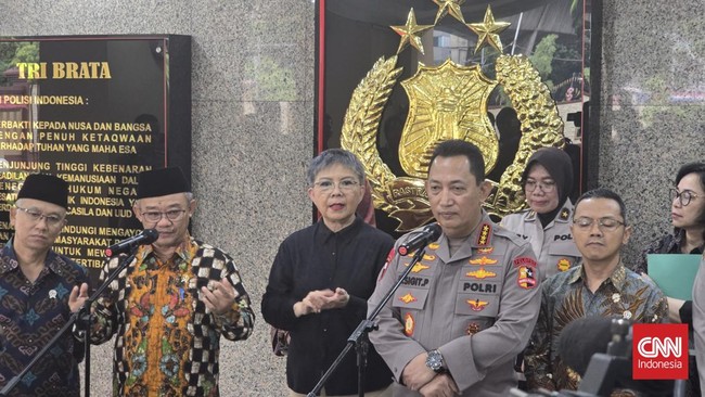 Kapolri Jenderal Listyo Sigit Prabowo berbareng Mendikdasmen Abdul Mu'ti membahas rumor narkotika dan gambling online di kalangan pelajar.