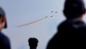 Pesawat 'Misterius' China Bolak-balik Teheran kala Iran-Israel Perang