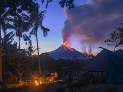 Maskapai Australia Batalkan Penerbangan ke Bali Imbas Erupsi Lewotobi