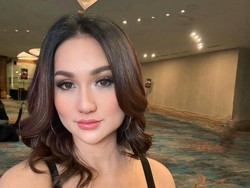Tengku Dewi Boyong Dua Anak Tinggal di Bali Seusai Cerai dari Andrew Andika