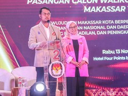 Seto Nyoblos Pilkada Makassar di TPS 04 Balla Parang, Rezki TPS 11 Rappocini