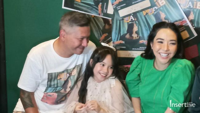 Debut Jadi Penyanyi, Gempi Anak Gading dan Gisel Rilis Lagu Ajaib