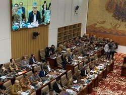 Komisi VI DPR Panggil Bos-bos Bank BUMN, Ada Apa?