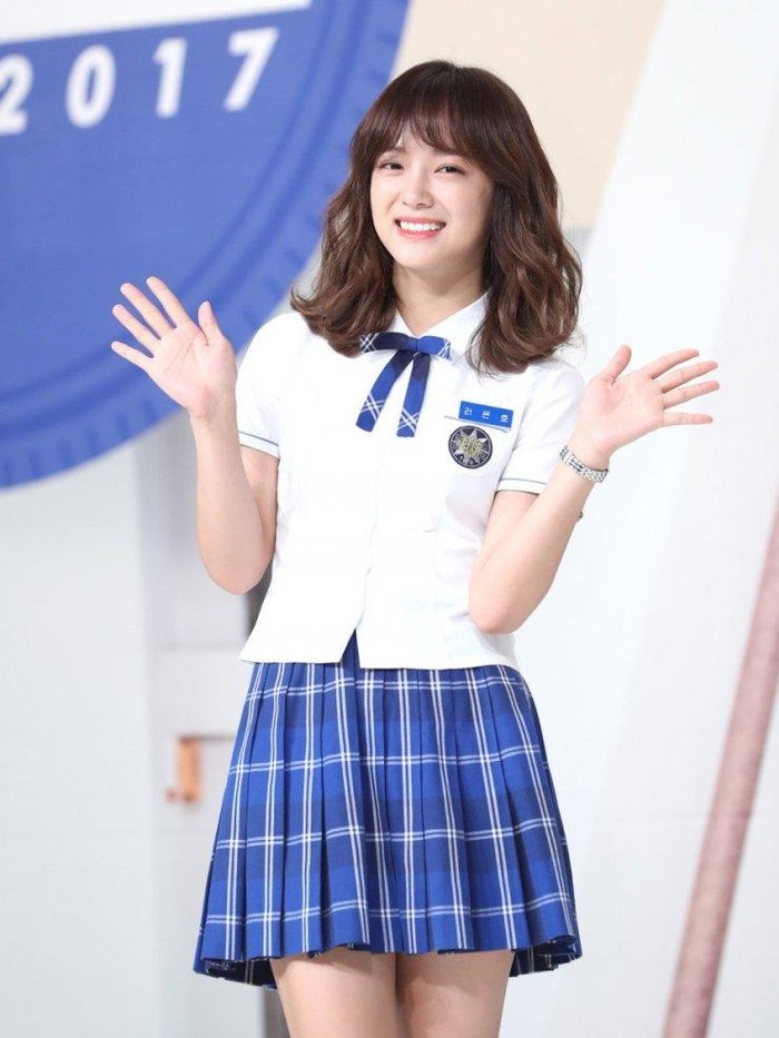 Masih di 2017, Sejeong merambah dunia akting dengan tampil sebagai pemeran utama dalam drakor School 2017 dan sukses meraih penghargaan Best New Actress./ Foto: News1