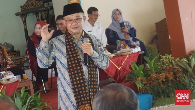 Siswa nan berguru di swasta lantaran kandas masuk sekolah negeri dalam SPMB bakal dibantu oleh pemerintah daerah.