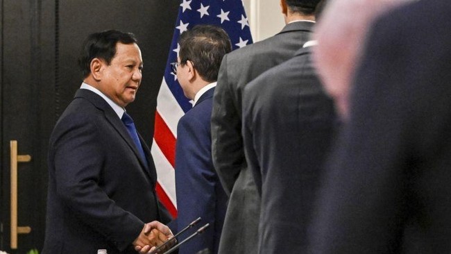 Presiden Prabowo Subianto bertemu Direktur CIA William J Burns di sela kunjungan kenegaraan di Amerika Serikat (AS), Selasa (12/11).