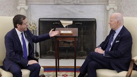 Selain Prabowo, Biden Juga Jamu Presiden Israel di Hari yang Sama