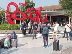 Imigrasi Ngurah Rai Periksa Turis India Diduga Jadi Guide