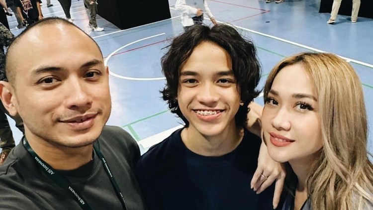 Tiko dan BCL Temani Noah Acara Sekolah Tiko dan BCL Temani Noah Acara Sekolah