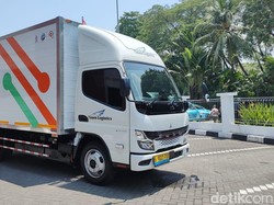 Truk Listrik Fuso eCanter Belum Bisa Beroperasi di IKN