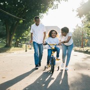 6 Ciri-Ciri Pola Asuh Toksik yang Perlu Dihindari, Bisa Menghambat Kesuksesan dan Mentalnya!