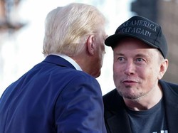 Elon Musk Senggol Megan Fox soal Putranya yang Pakai Gaun