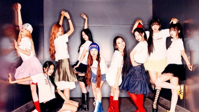 Ramaikan Comeback Akhir Tahun, TWICE akan Rilis Album Baru 'Strategy'