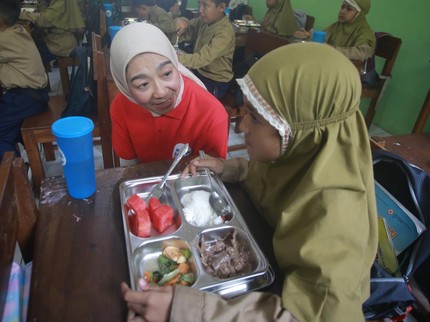 4 Poin Penting Uji Coba Program Makan Bergizi di Yogyakarta, Cegah Stunting & Anemia