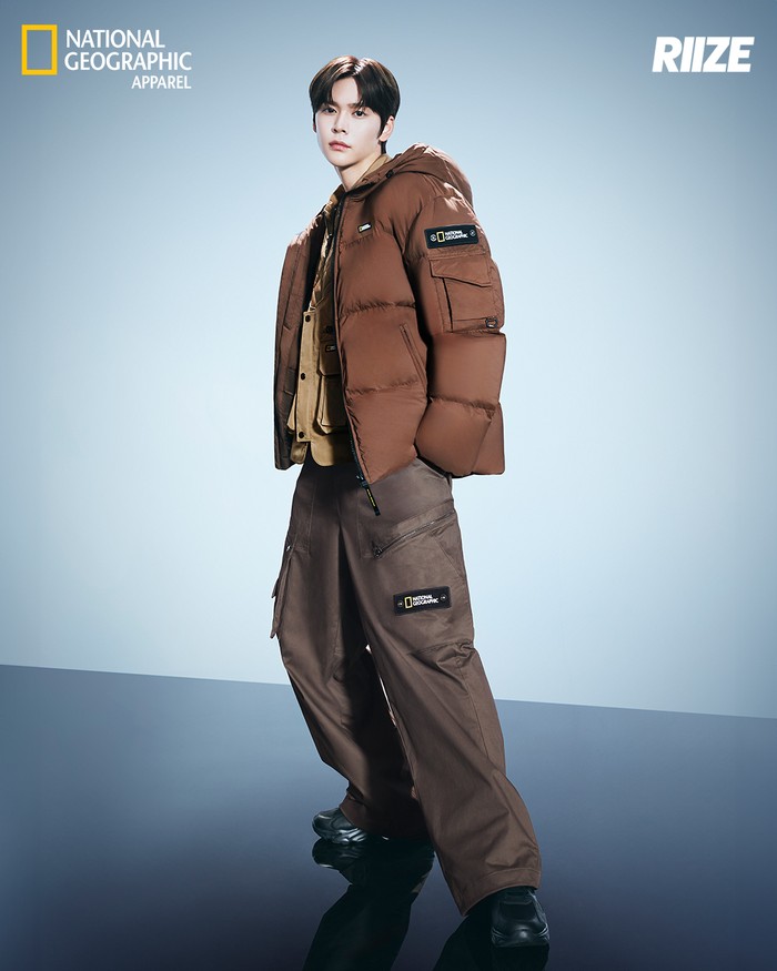 Walaupun memakai baju berlapis-lapis, boyband Korea asuhan SM Entertainment ini tetap terlihat modis tanpa mengorbankan kenyamanan. Berbalut National Geographic Apparel, RIIZE siap menyambut musim dingin dengan gaya. / Foto: x.com/ng_apparel_kr