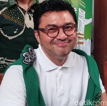 Bukan Kakek, Ini Panggilan Spesial Cucu untuk Anjasmara