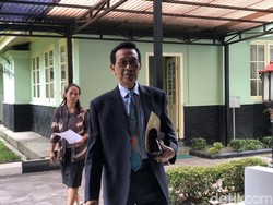 Sultan HB X Angkat Bicara soal Gugatan Rp 1.000 Keraton Jogja ke PT KAI