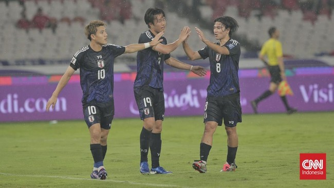 Grup C disebut grup Neraka seiring kehadiran tiga tim kuat langganan Piala Dunia. Namun nyatanya timnas Jepang tidak mengalami kendala berarti.