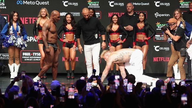 Alasan Mike Tyson Tampar Jake Paul: Waktu Omong-omong Sudah Usai