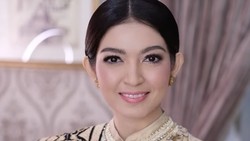 Intip Gaya Rambut Selvi Ananda & Erina Gudono Saat Sambut Tahun Baru 2025