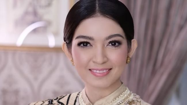 Intip Gaya Rambut Selvi Ananda dan Erina Gudono Saat Sambut Tahun Baru 2025