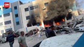VIDEO: Israel Bom Sekolah yang Jadi Kamp Pengungsi di Gaza Palestina