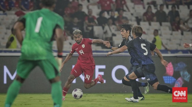 Yakob dan Yance Sayuri Bersyukur Dipanggil Timnas Indonesia Dua pemain Malut United, Yakob dan Yance Sayuri, mengaku bersyukur dipanggil memperkuat Timnas Indonesia untuk laga babak ketiga Kualifikasi Piala Dunia 2026.
