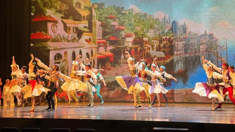 Balet Le Corsaire