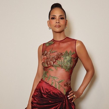 Halle Berry Bahas Menopause: Bukan Penurunan tapi Berubah Jadi Versi Terbaik