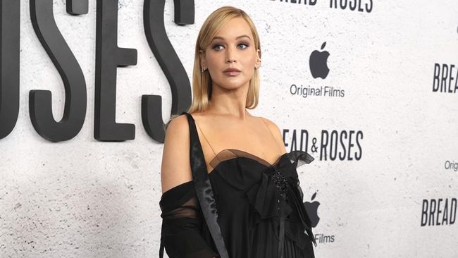 Kisah Jennifer Lawrence Alami Depresi Postpartum hingga Krisis Identitas Usai Melahirkan