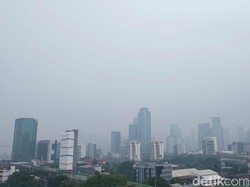 Kabut Selimuti Jakarta Sore Ini