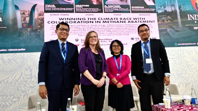 Pertamina berkomitmen mencapai zero routine flaring pada 2030, dengan target pengurangan emisi metana sebesar 40 persen dari baseline 2021.