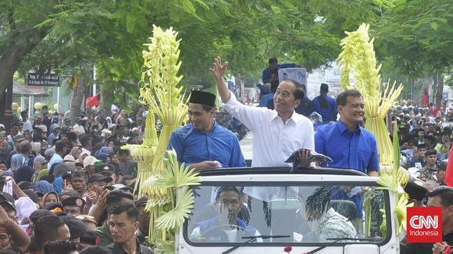 Presiden ke-7 RI Joko Widodo menegaskan bahwa dia mendukung pasangan Ahmad Luthfi dan Taj Yasin di Pilgub Jawa Tengah 2024.