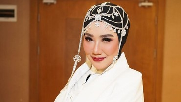 img-title Pertaruhkan Nama Baik, Reza Artamevia Yakin IM Palsukan Berliannya
