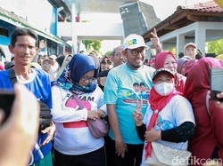Antusiasme Warga Sumenep Ikut Senam Bareng Cabup Fauzi