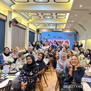B-Nation Hangout with IPOT: Percantik Diri, Percantik Keuangan Lewat Makeup Class dan Talk Show