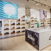 Clarks Buka Toko Terluas di Mal Kota Kasablanka