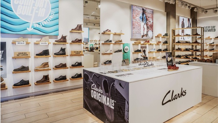 Clarks Buka Toko Terluas di Mal Kota Kasablanka